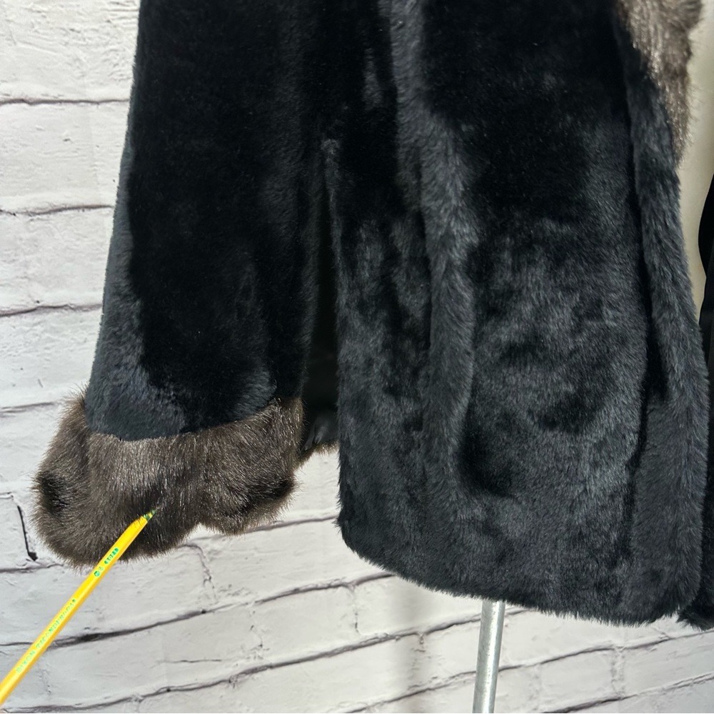 Regina Glenara by Glenoit VTG Black Brown Fur Cape Wrap USA Scalloped Co… - Picture 6 of 15